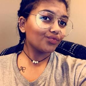 Meet your Posher, Christina